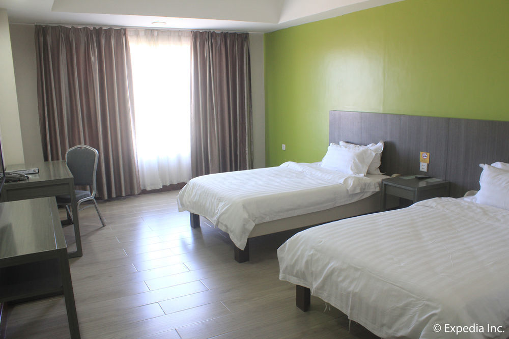 Newtown Plaza Hotel Baguio City Zewnętrze zdjęcie