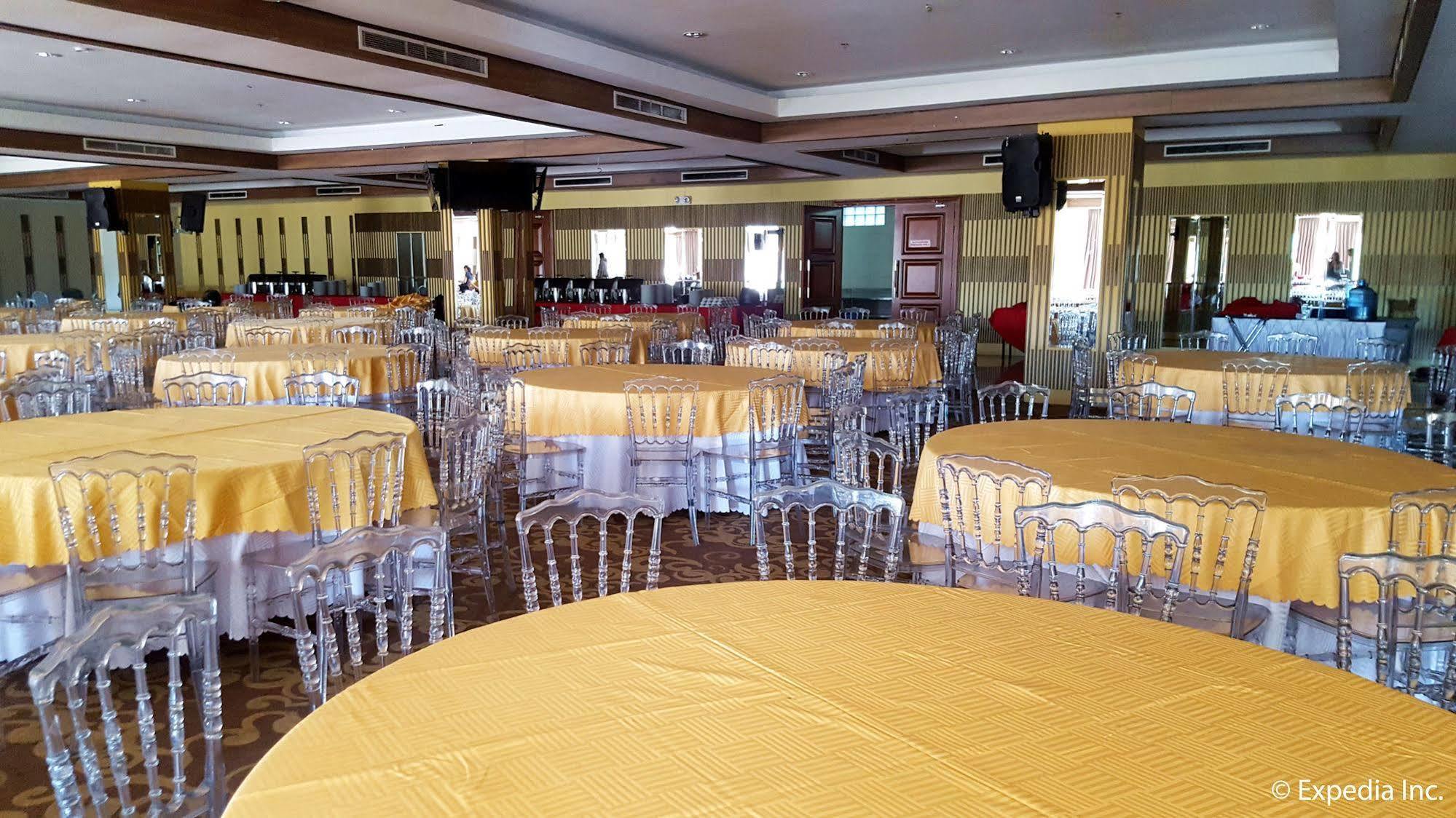 Newtown Plaza Hotel Baguio City Zewnętrze zdjęcie