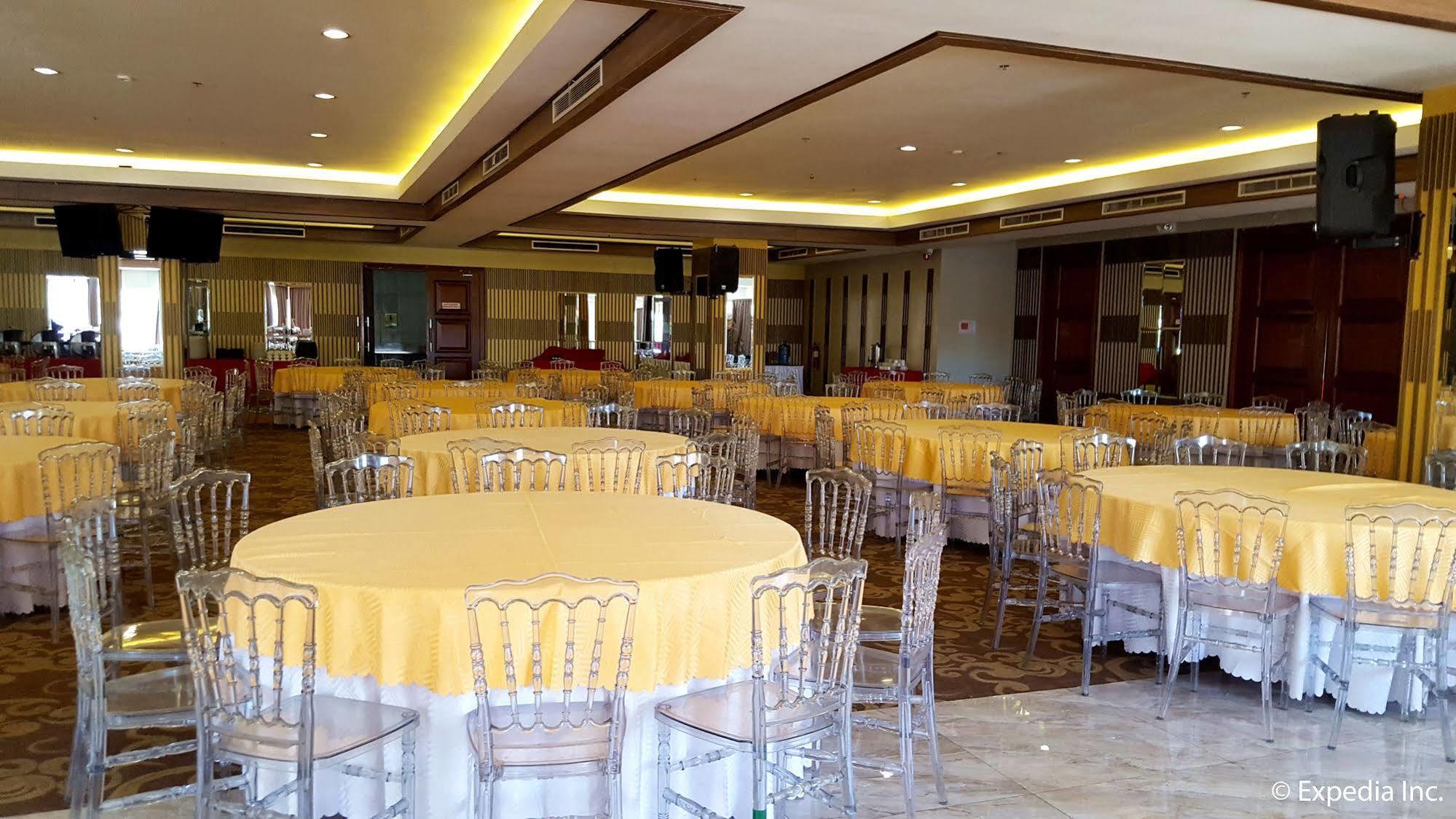 Newtown Plaza Hotel Baguio City Zewnętrze zdjęcie