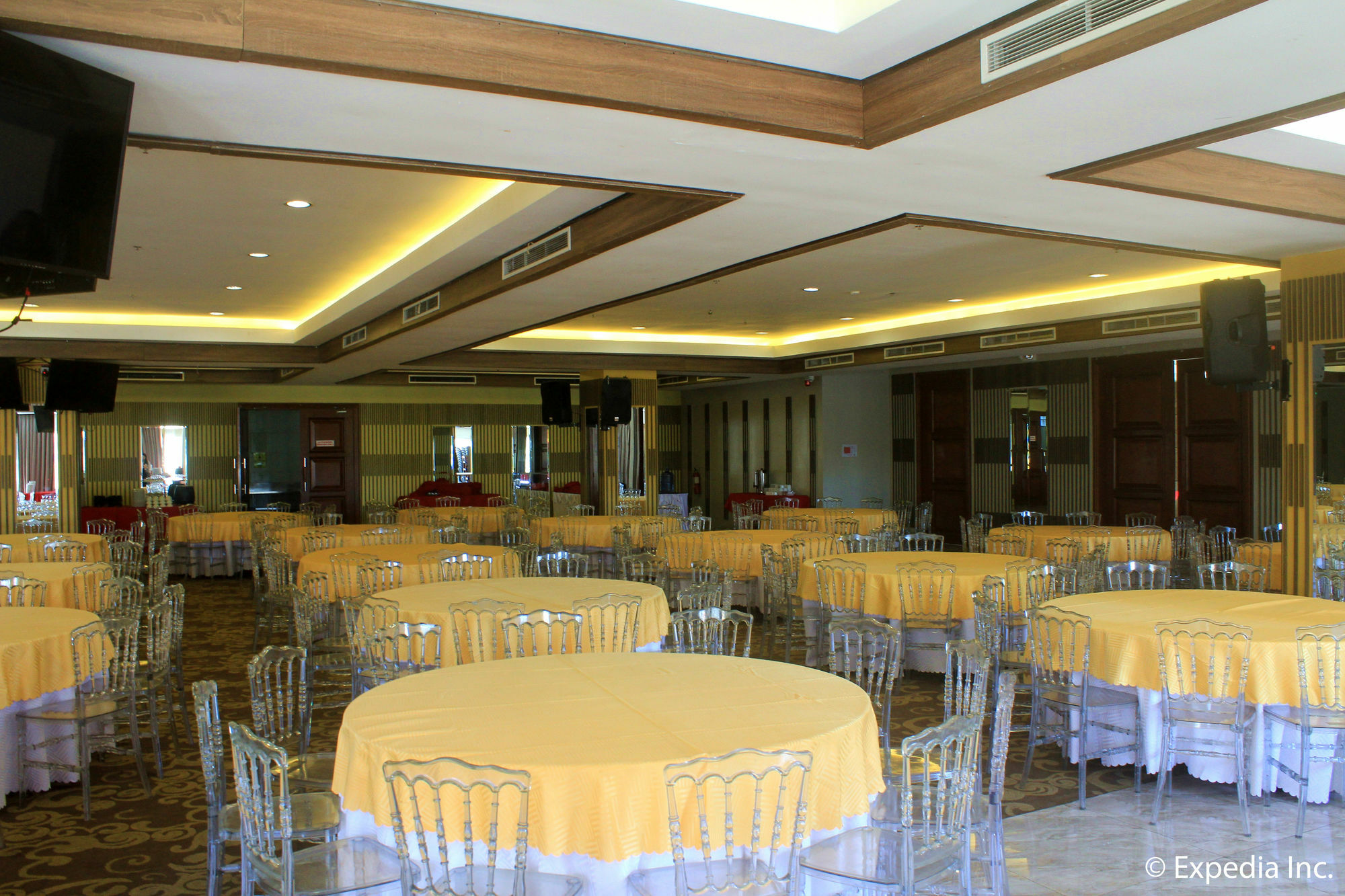Newtown Plaza Hotel Baguio City Zewnętrze zdjęcie